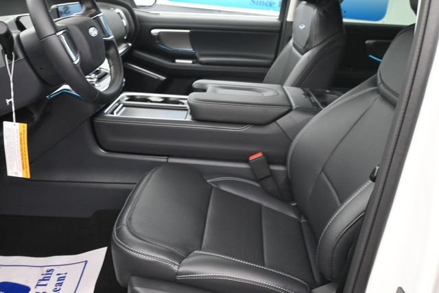 New 2027 Ford Expedition Max Platinum RWD image 15
