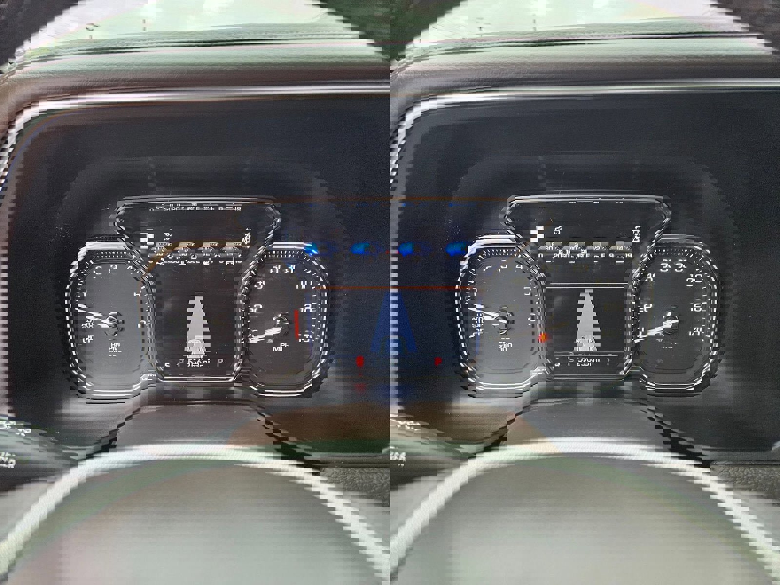 Used 2021 GMC Yukon Denali w/ Denali Premium Package image 21