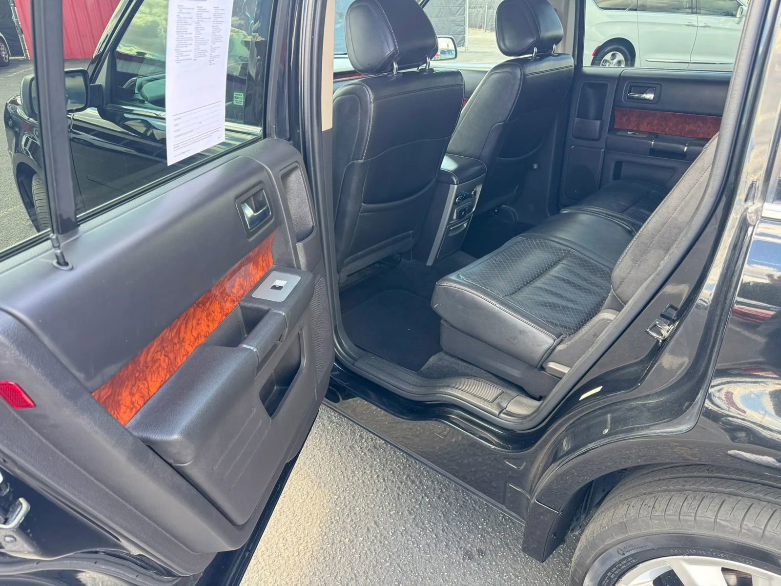 Used 2011 Ford Flex Limited image 22