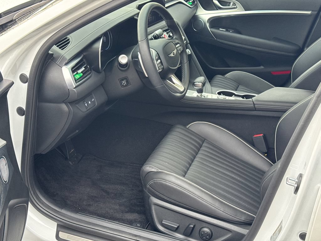 Used 2026 Genesis G70 2.5T Prestige RWD image 11