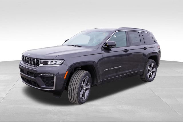 New 2026 Jeep Grand Cherokee Limited w/ Luxury Tech Group II image 7