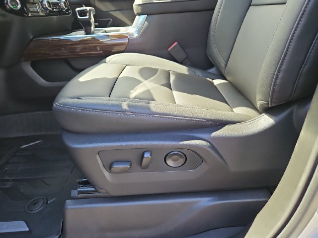 New 2026 GMC Sierra 1500 Elevation w/ Elevation Premium Package AWD/4WD image 14