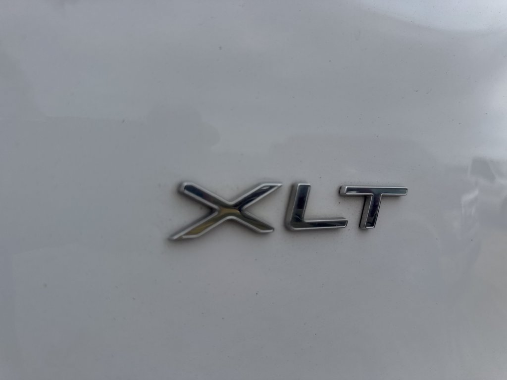 Used 2024 Ford Transit 350 XLT RWD image 9