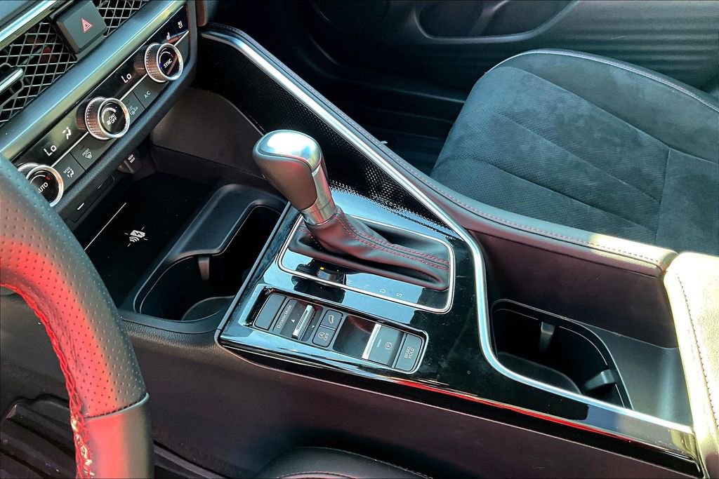 Used 2025 Acura ADX A-Spec image 16