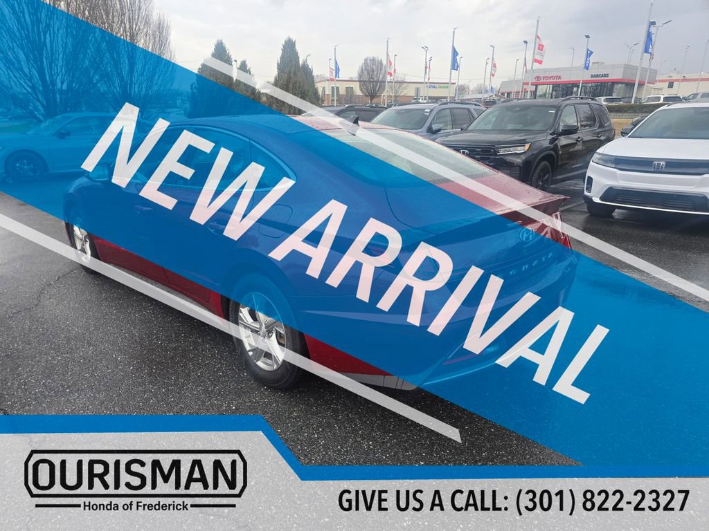 Used 2023 Hyundai Sonata SE w/ Cargo Package image 6