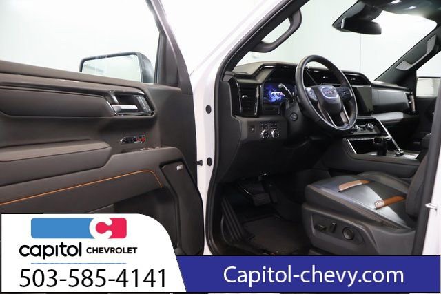 Used 2025 GMC Sierra 1500 AT4 image 11