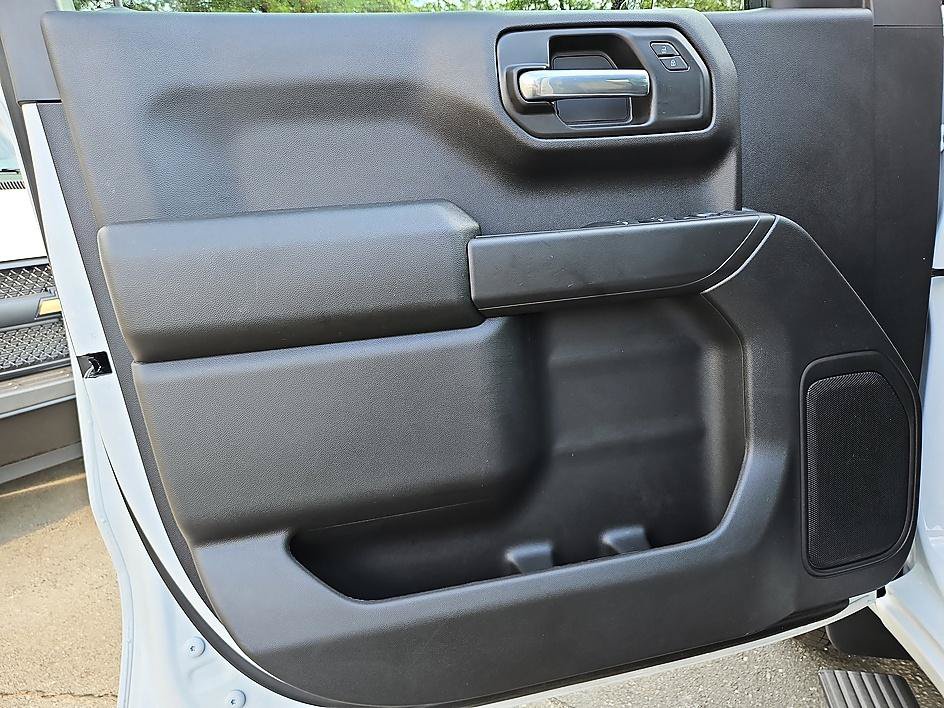 New 2026 Chevrolet Silverado 1500 Custom AWD/4WD image 13