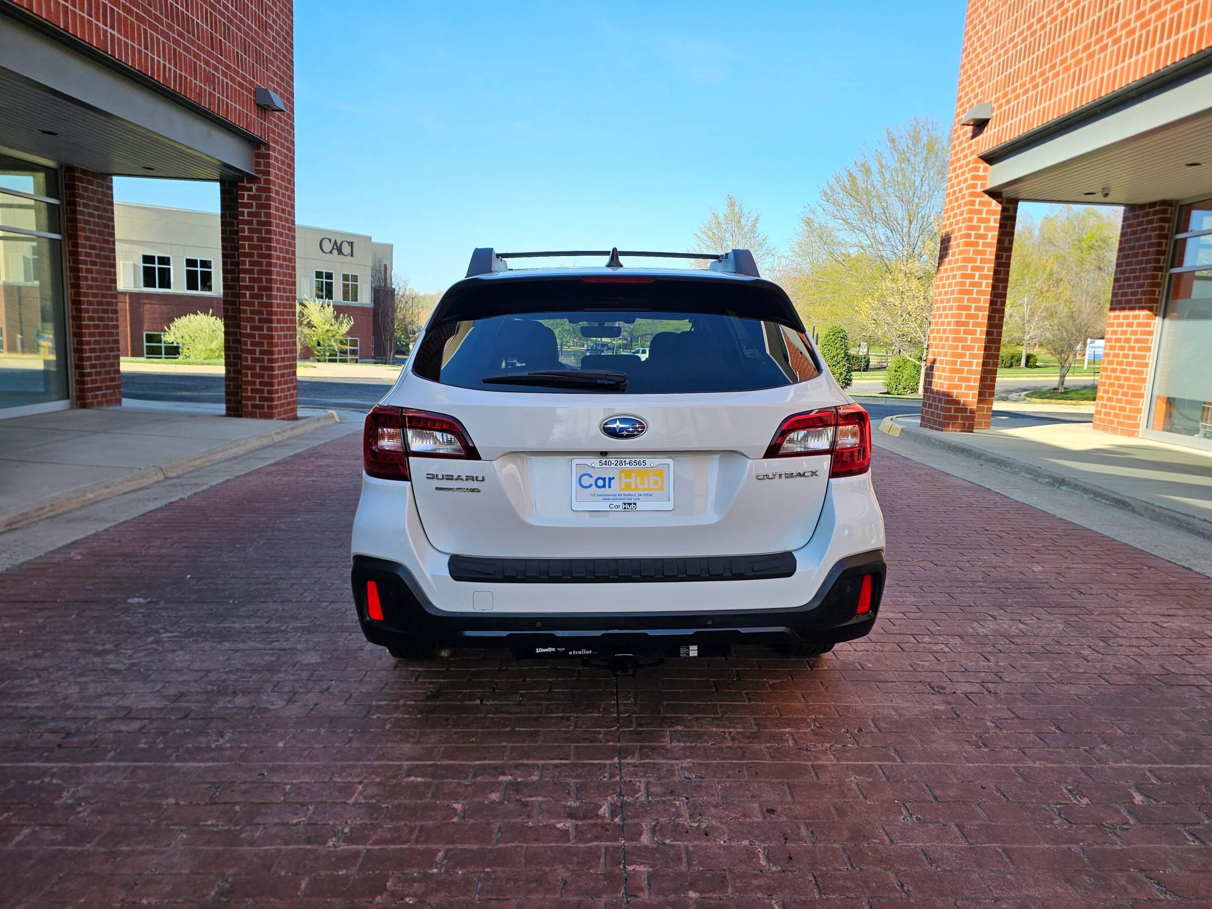 Used 2018 Subaru Outback 2.5i Limited AWD/4WD image 5
