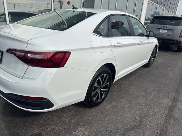 Used 2023 Volkswagen Jetta S FWD image 11