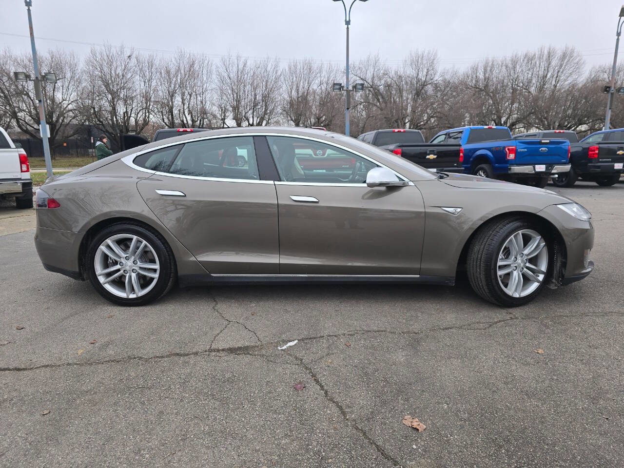 Used 2016 Tesla Model S 70 image 5
