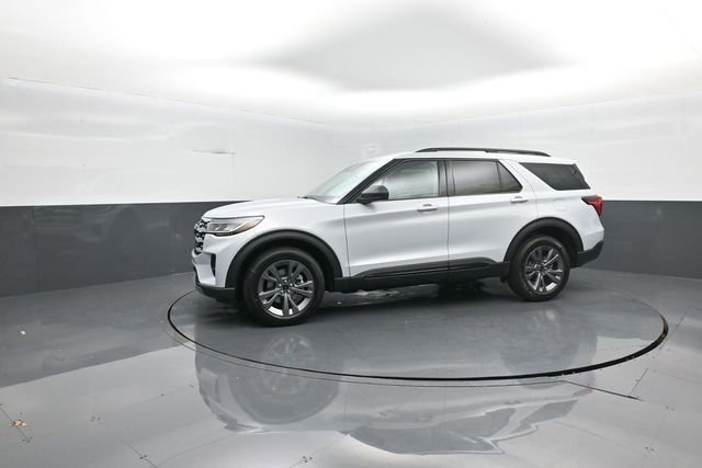 New 2026 Ford Explorer Active w/ Active Comfort Package image 4