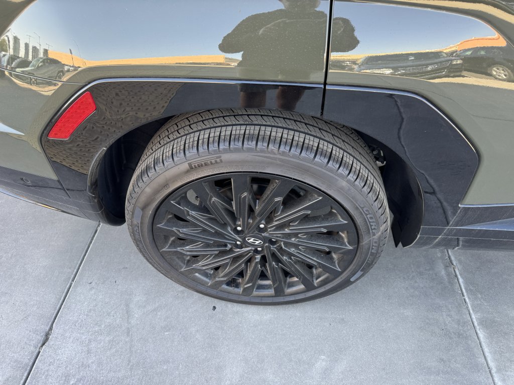 Used 2024 Hyundai Santa Fe Calligraphy image 15