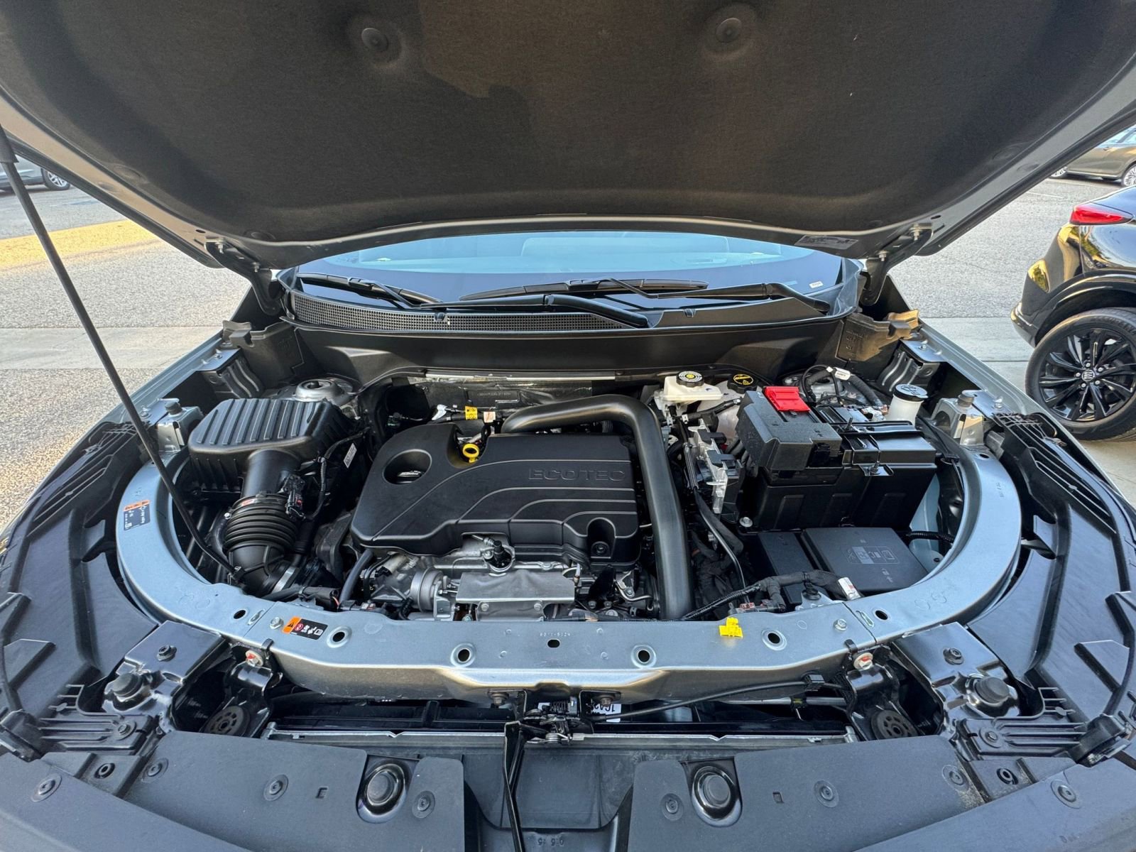 Used 2025 Chevrolet Equinox LT image 31