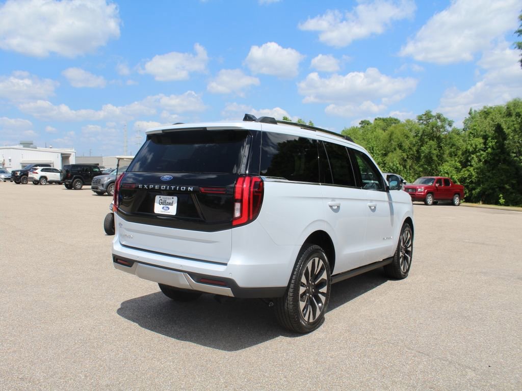 New 2026 Ford Expedition Platinum image 10
