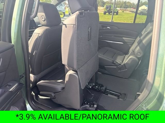 New 2027 Chevrolet Traverse LT w/ Sun and Wheel Package AWD/4WD image 20