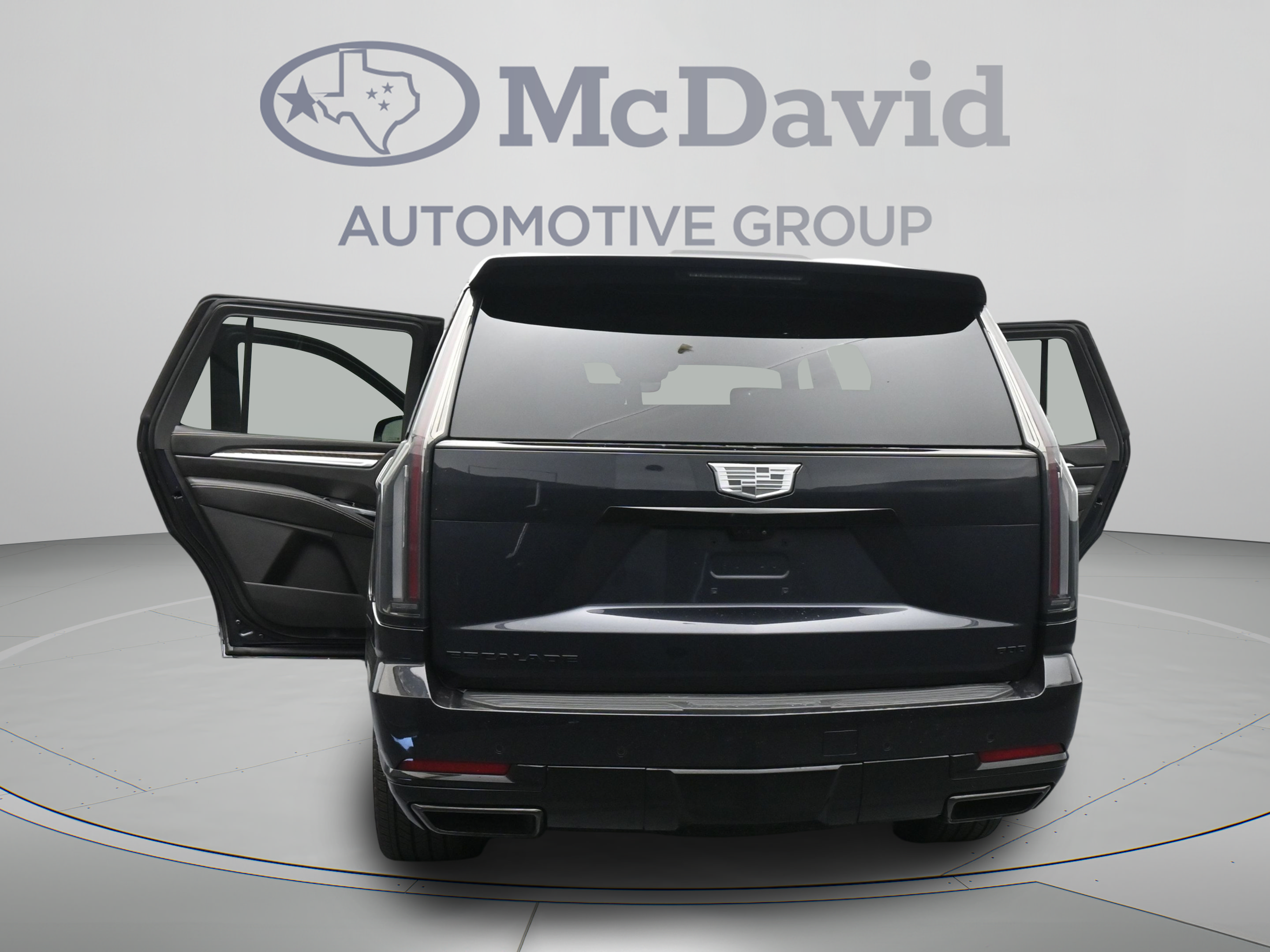 Used 2026 Cadillac Escalade Platinum Sport w/ LPO, ONYX Package AWD/4WD image 43