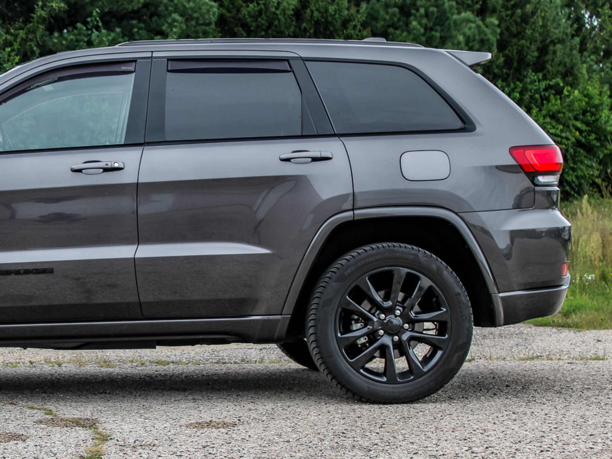 Used 2021 Jeep Grand Cherokee Laredo X AWD/4WD image 27
