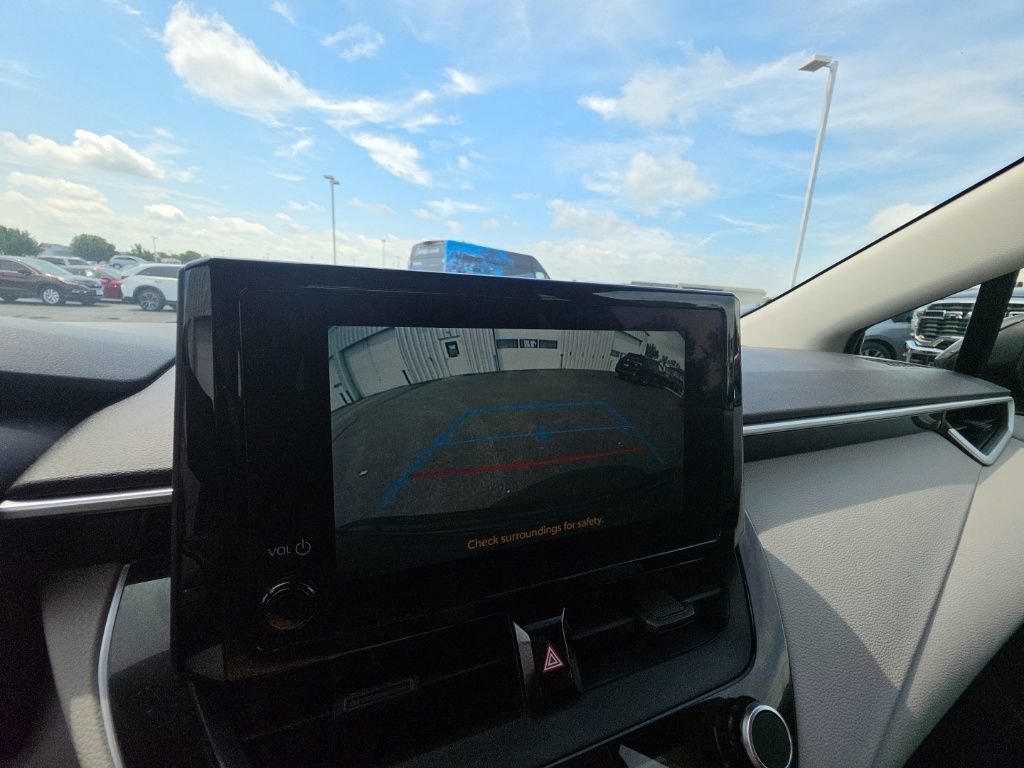 Used 2023 Toyota Corolla LE FWD image 19