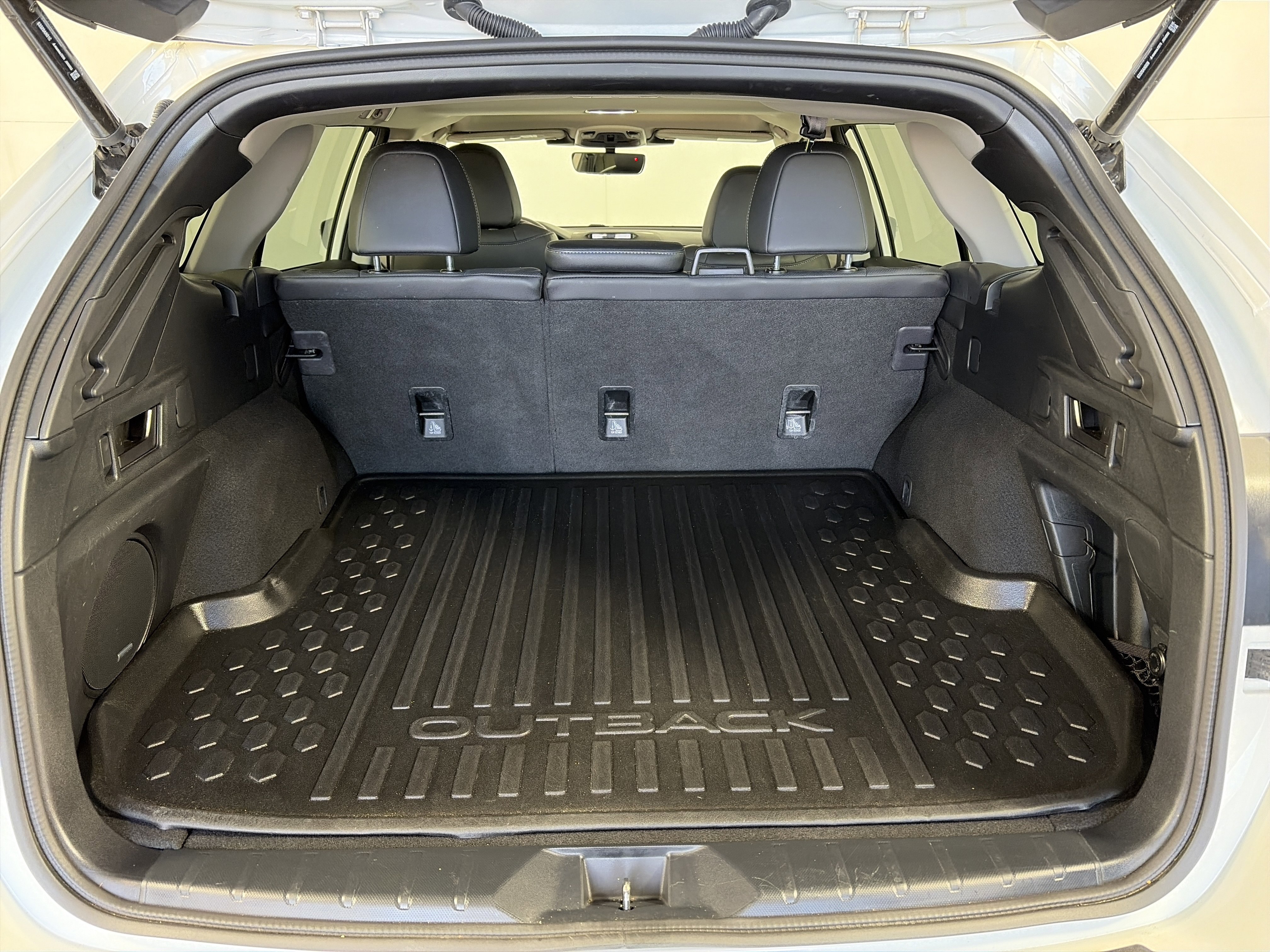 Certified 2024 Subaru Outback Limited image 14