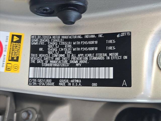 Used 2016 Toyota Highlander XLE FWD image 25