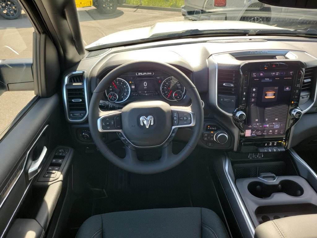 New 2027 RAM 1500 4x4 Crew Cab image 10