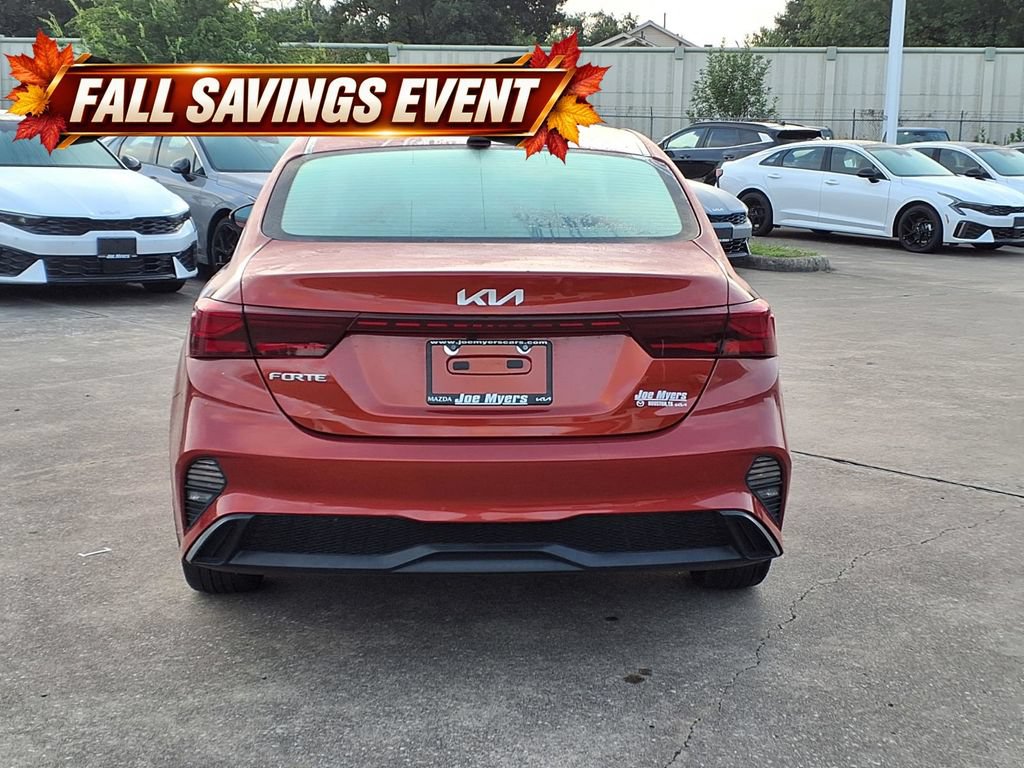 Used 2023 Kia Forte LXS w/ LXS Technology Package FWD image 8
