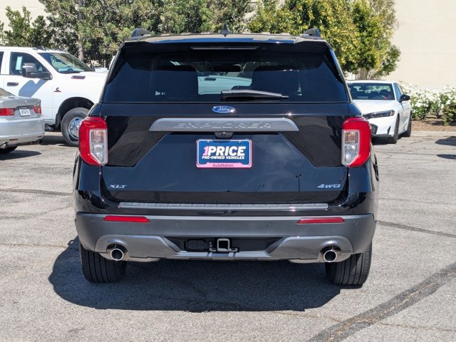 Certified 2023 Ford Explorer XLT w/ Equipment Group 202A AWD/4WD image 7