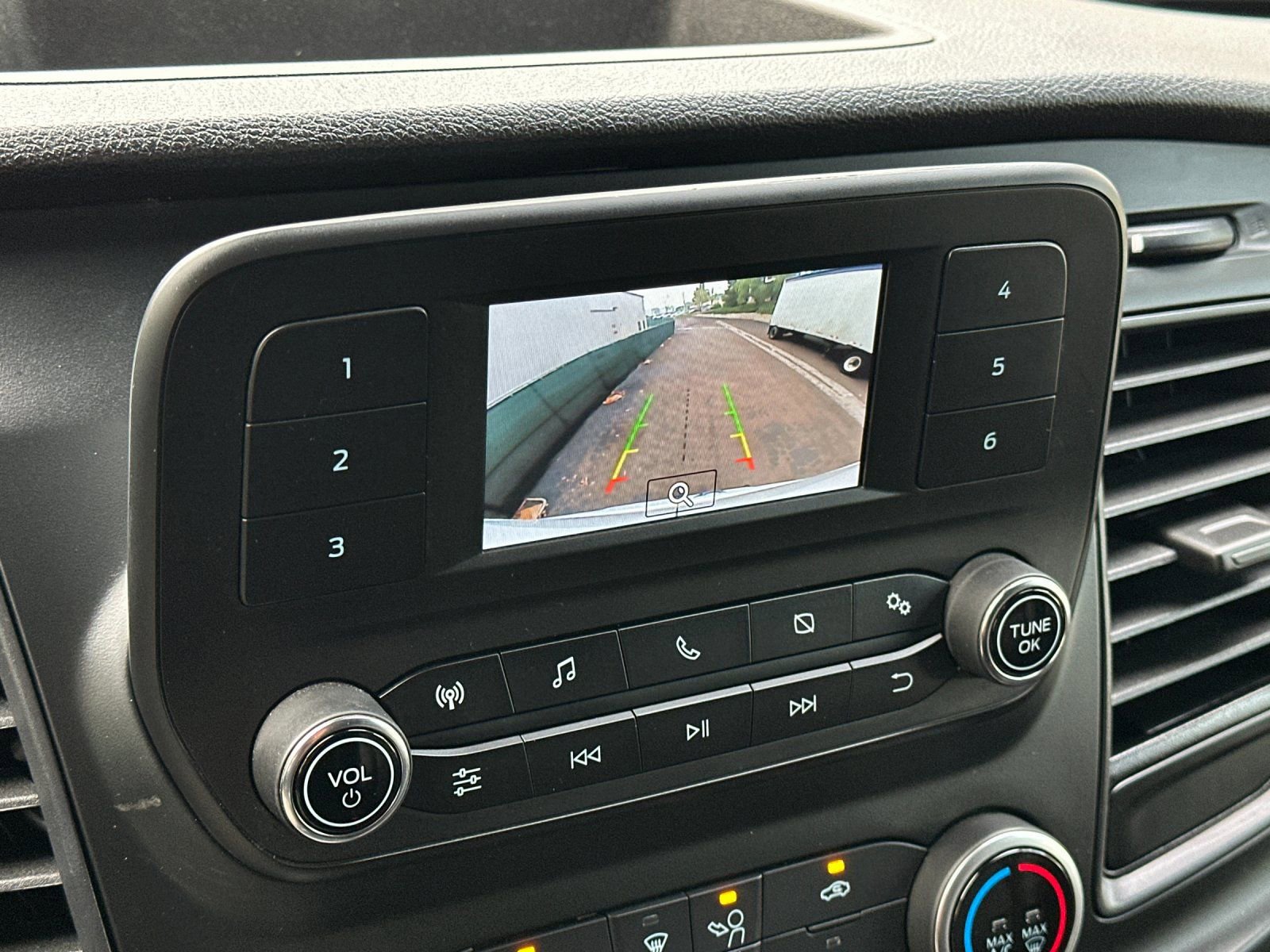 Used 2024 Ford Transit 250 148 Medium Roof w/ Load Area Protection Package image 19