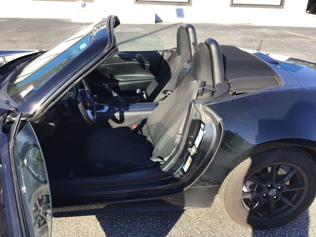 Used 2020 MAZDA MX-5 Miata Sport image 33