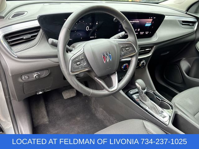Certified 2025 Buick Encore GX Preferred FWD image 10