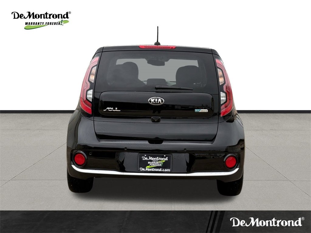 Used 2017 Kia Soul EV + w/ Sun & Fun Package image 6