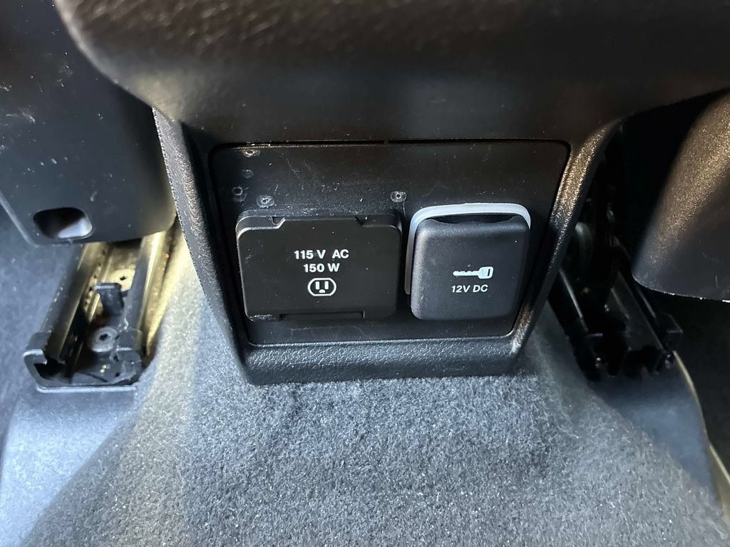 Certified 2022 Jeep Compass Latitude w/ Sun and Sound Group AWD/4WD image 15