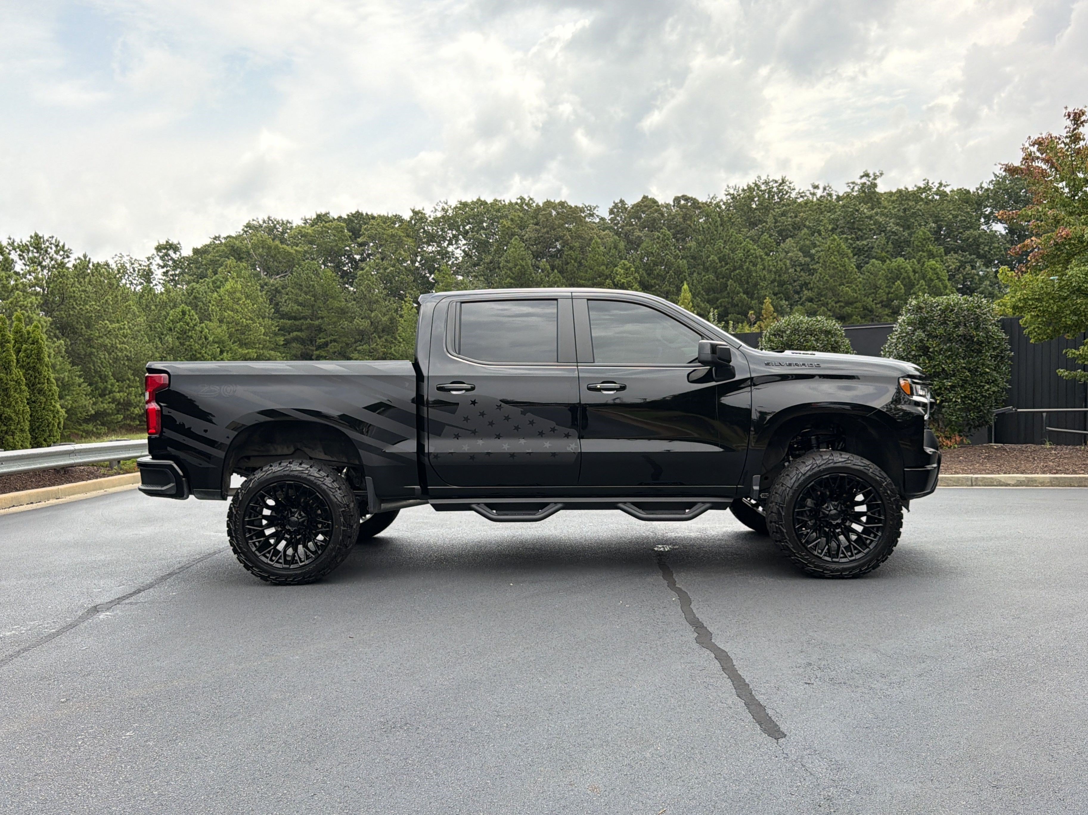 Used 2026 Chevrolet Silverado 1500 RST w/ Dark Appearance Package AWD/4WD image 6