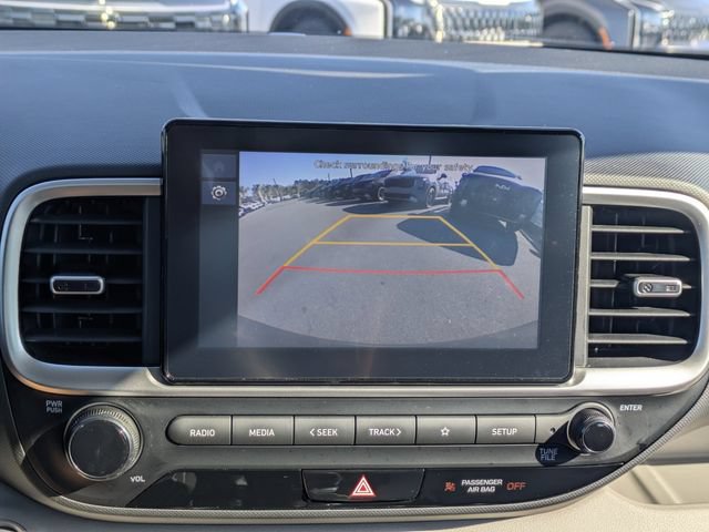Used 2025 Hyundai Venue SEL FWD image 21