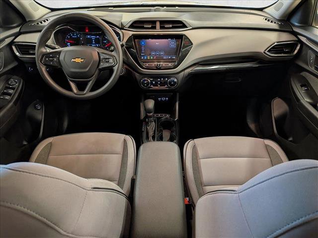 Used 2021 Chevrolet TrailBlazer LT w/ Sun and Liftgate Package FWD image 19