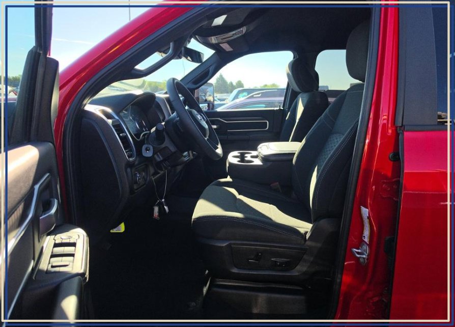 Used 2026 RAM 2500 Big Horn AWD/4WD image 2