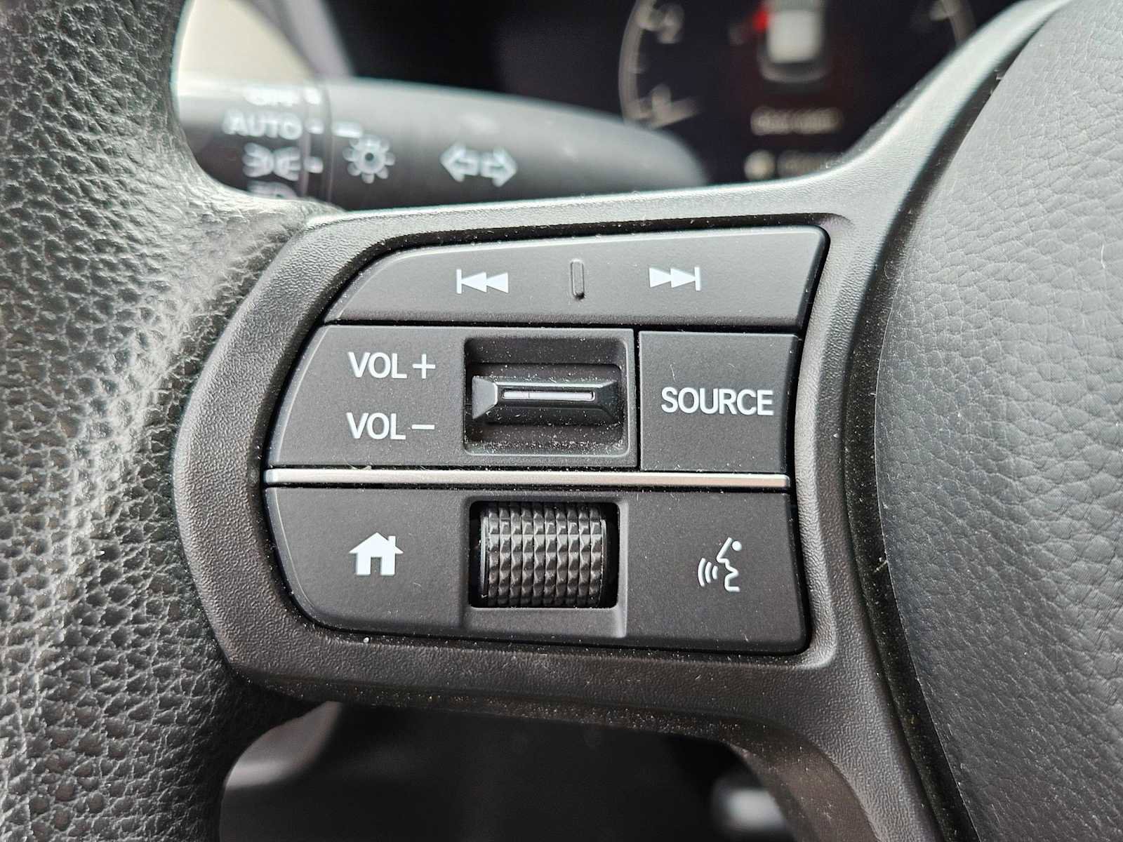Used 2024 Honda HR-V LX image 12