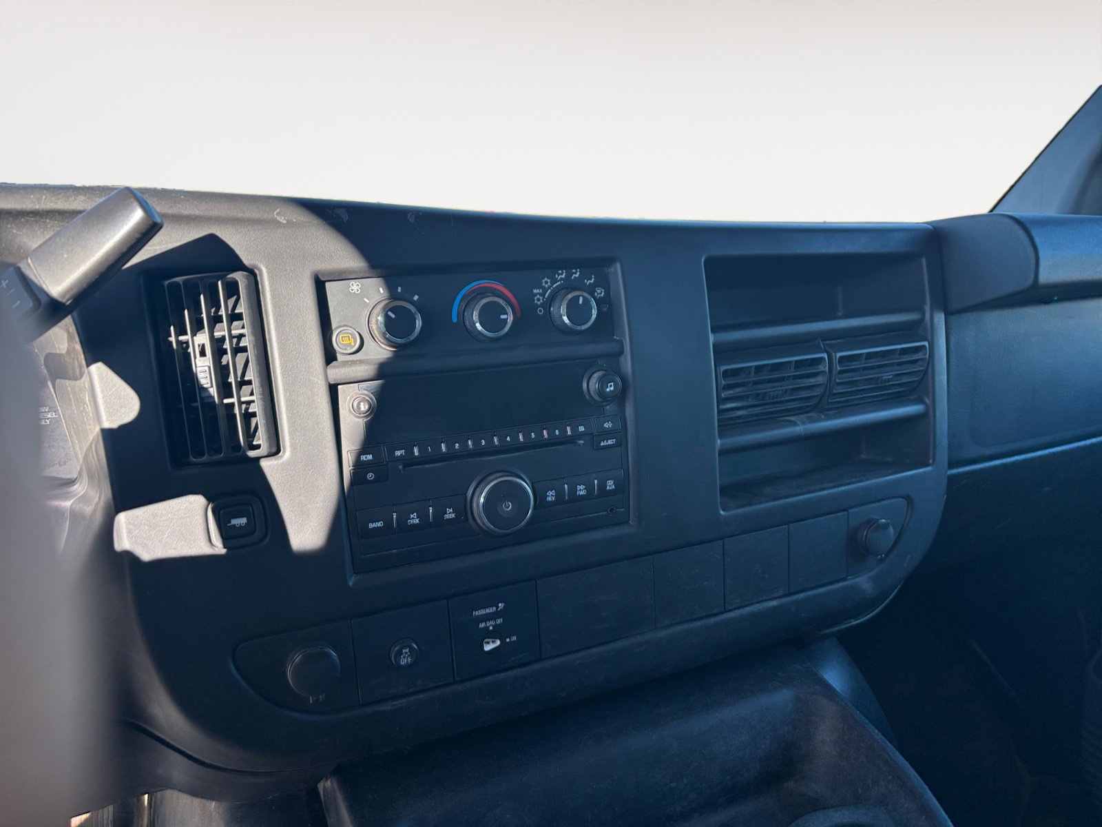 Used 2013 GMC Savana 3500 w/ Power Package image 11