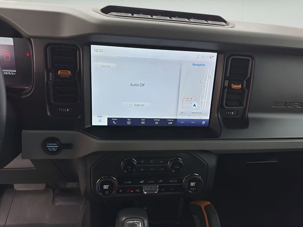 Used 2023 Ford Bronco Badlands image 18