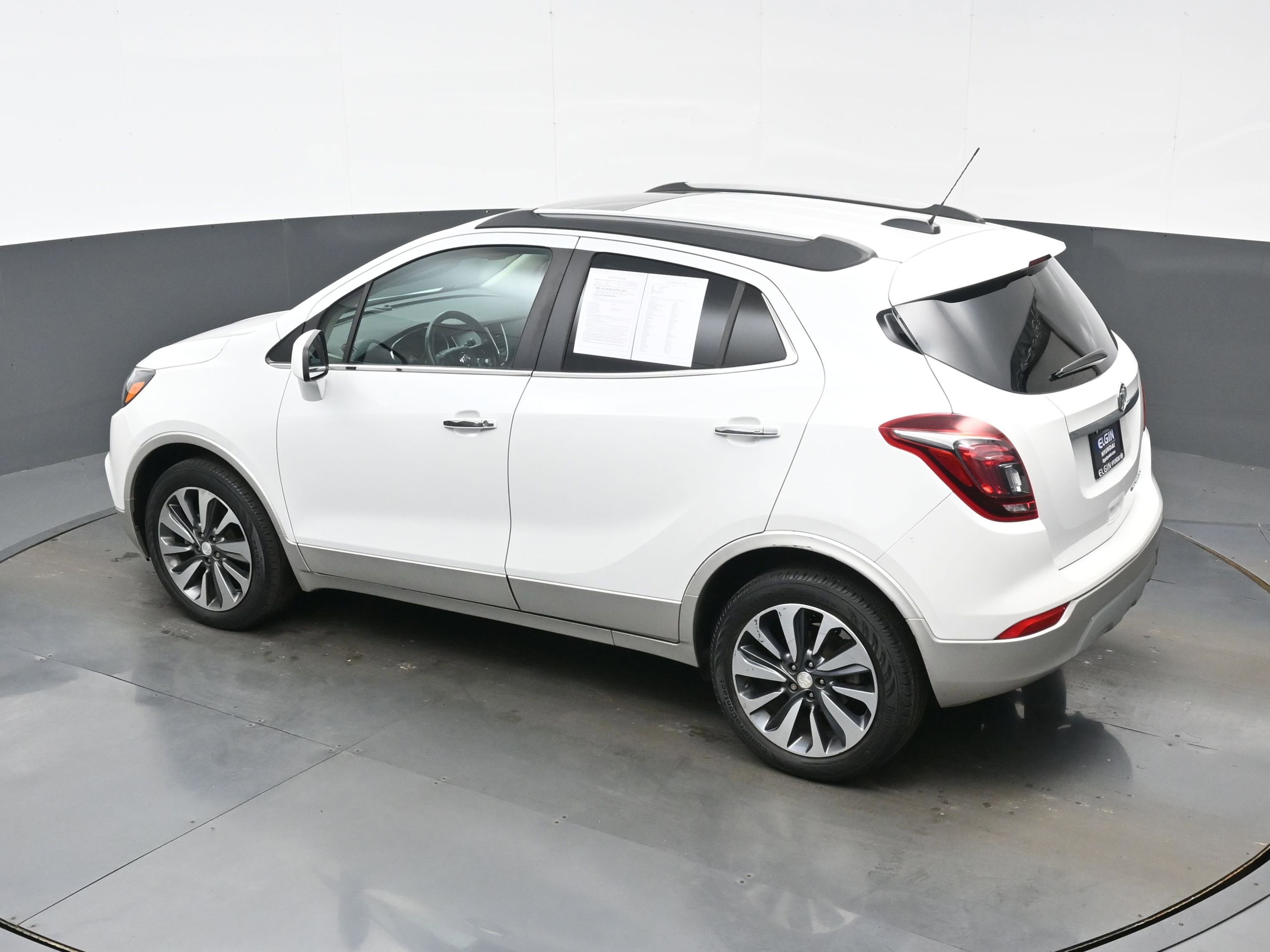 Used 2021 Buick Encore Preferred FWD image 36