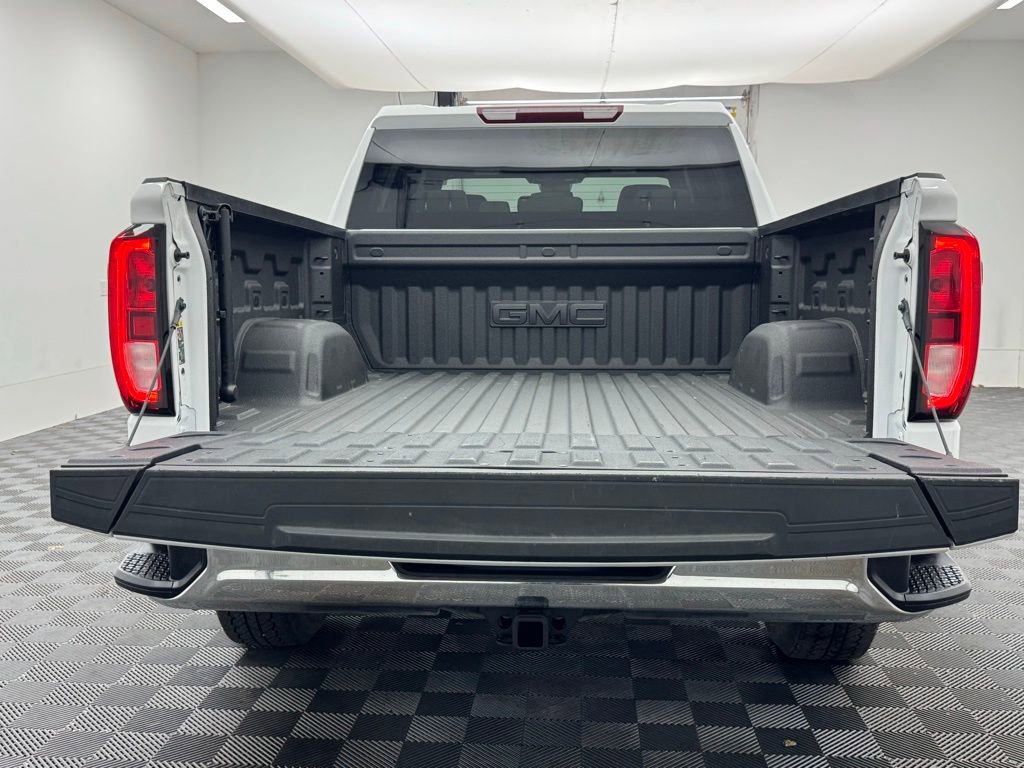 Used 2025 GMC Sierra 1500 SLE image 8