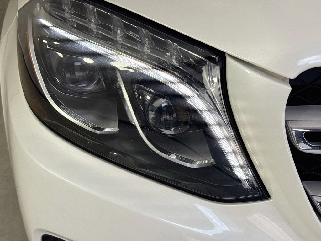 Used 2018 Mercedes-Benz GLS 450 4MATIC image 41