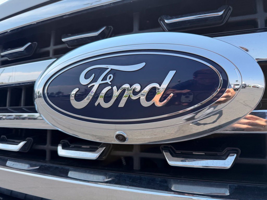 Used 2025 Ford F250 Lariat AWD/4WD image 13