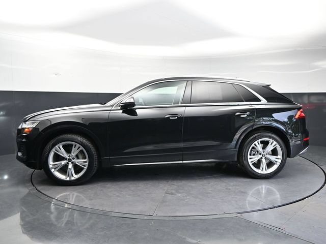 Used 2023 Audi Q8 Prestige AWD/4WD image 9