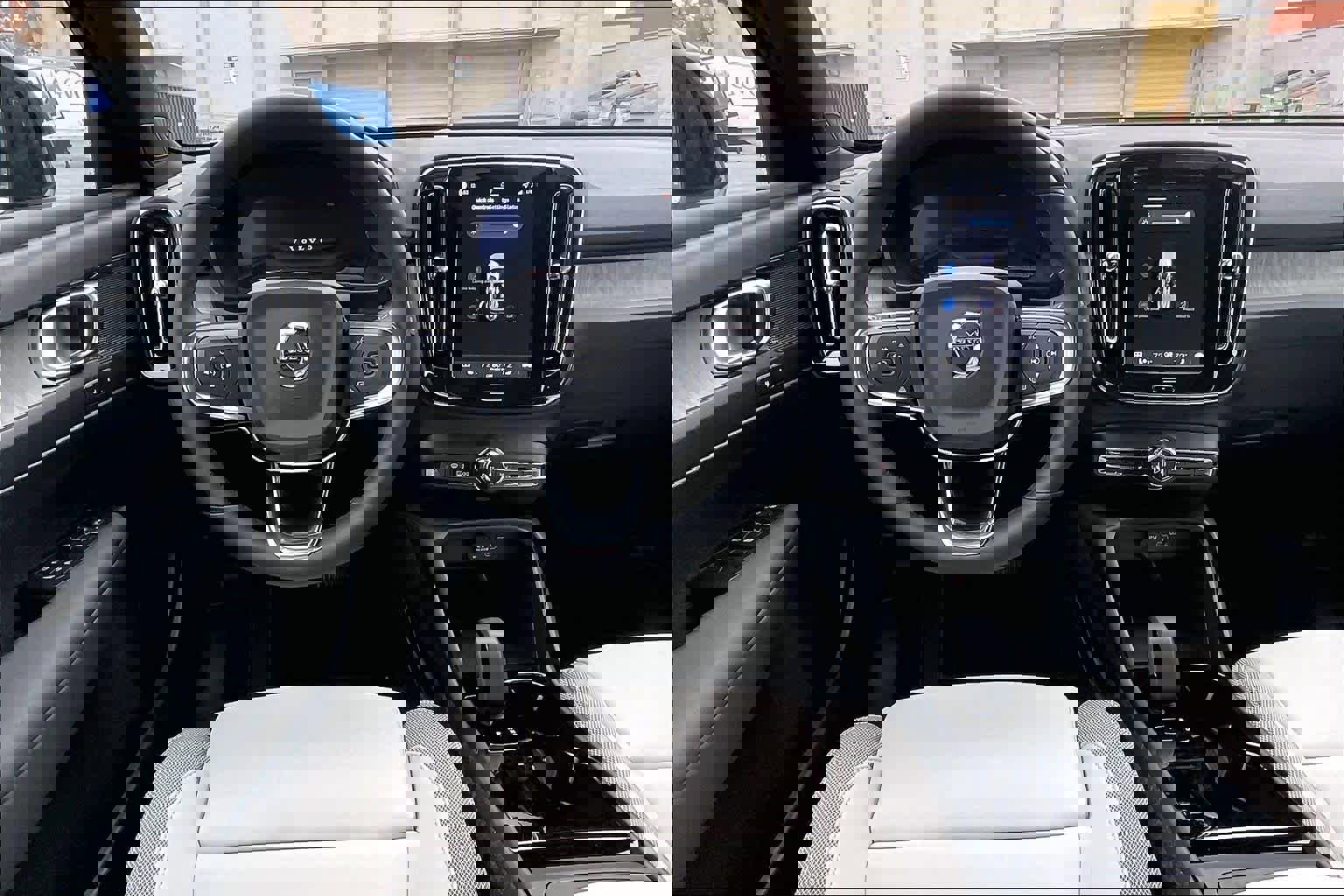 New 2026 Volvo EX40 Plus w/ Climate Package image 15