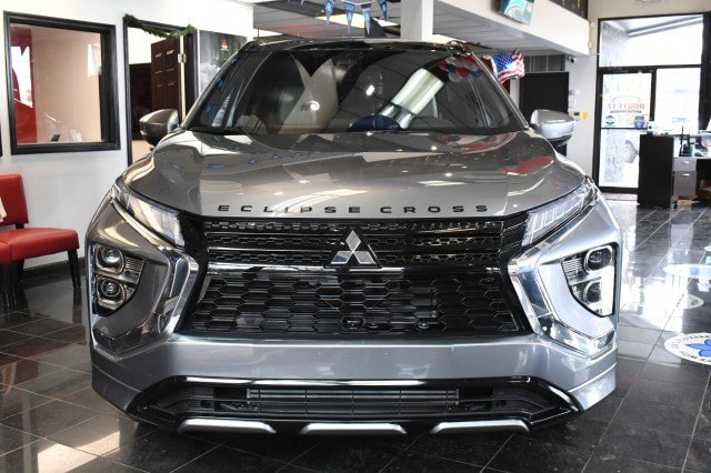 New 2026 Mitsubishi Eclipse Cross SEL AWD/4WD image 2