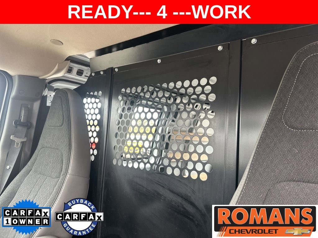 Used 2024 GMC Savana 2500 w/ Driver Convenience Package image 15