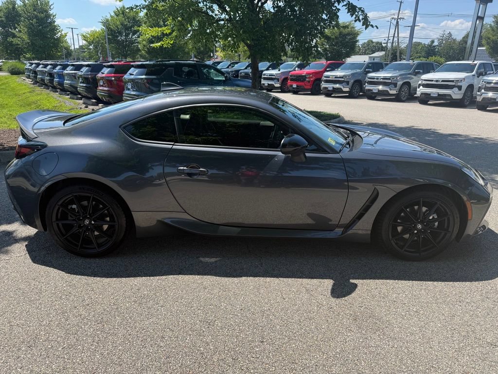 Used 2026 Toyota GR86 Premium w/ ALL Weather Mat Package (TMS) RWD image 6