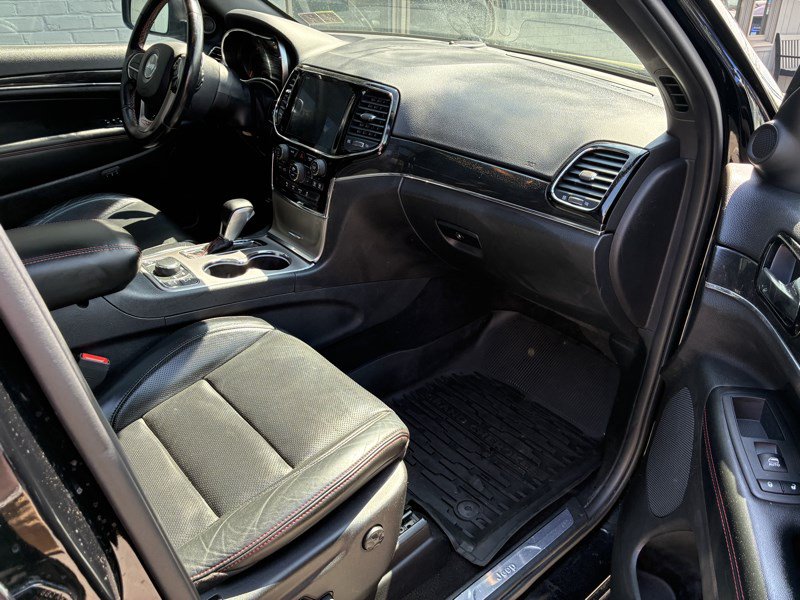Used 2020 Jeep Grand Cherokee Trailhawk AWD/4WD image 15