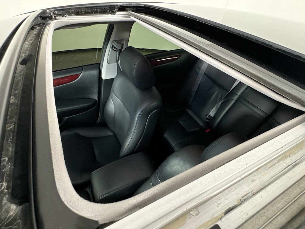 Used 2005 Lexus ES 330 image 23